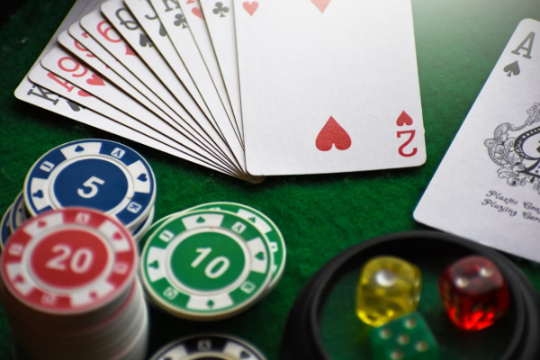 Inside Online Gaming: Live Casino and Sports